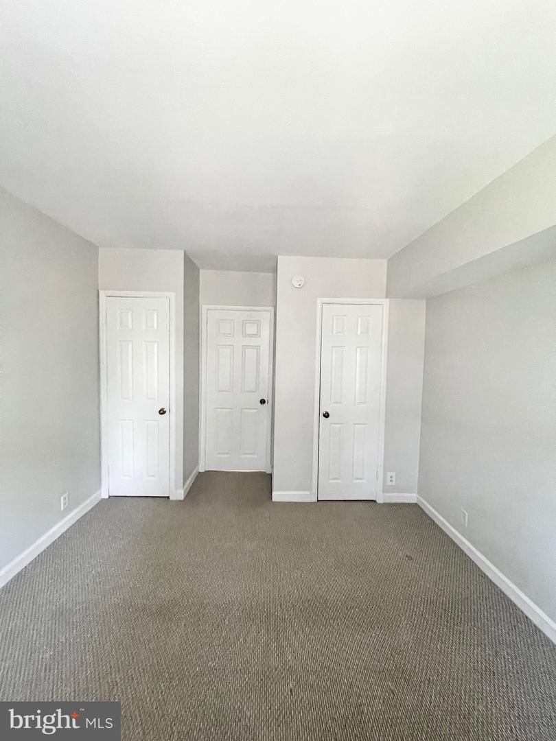 2883 S ABINGDON STREET Unit: B1