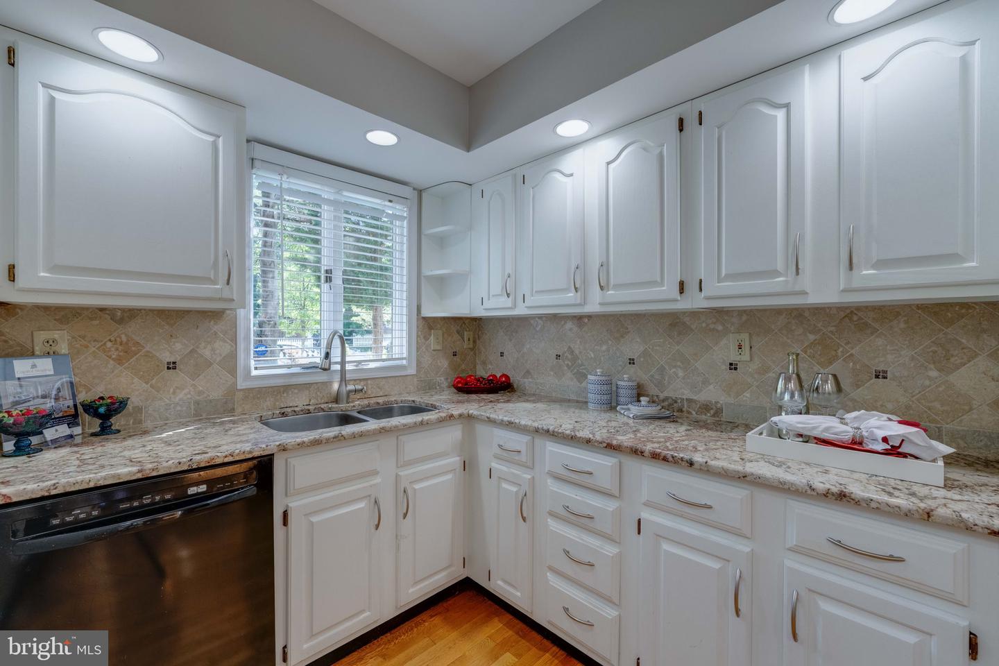 4710 Old Dominion Dr