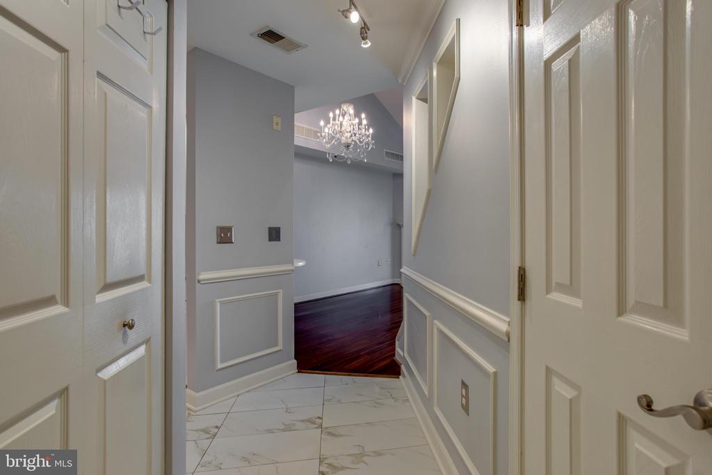 2310 14TH STREET N Unit: 402