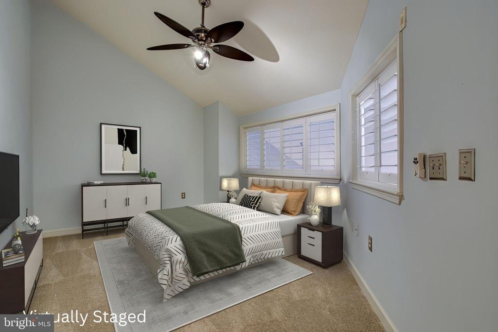 2310 14TH STREET N Unit: 402