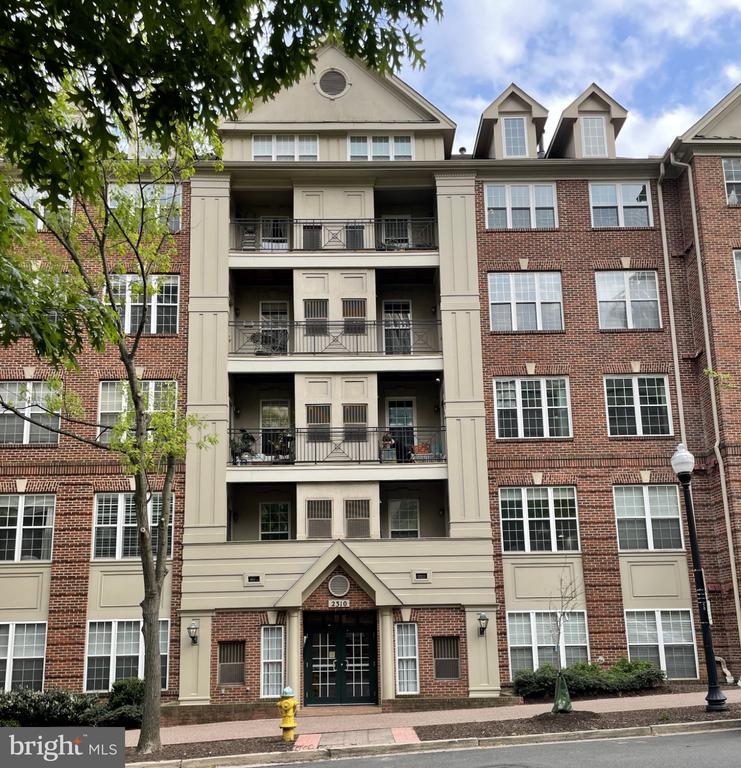 2310 14TH STREET N Unit: 402
