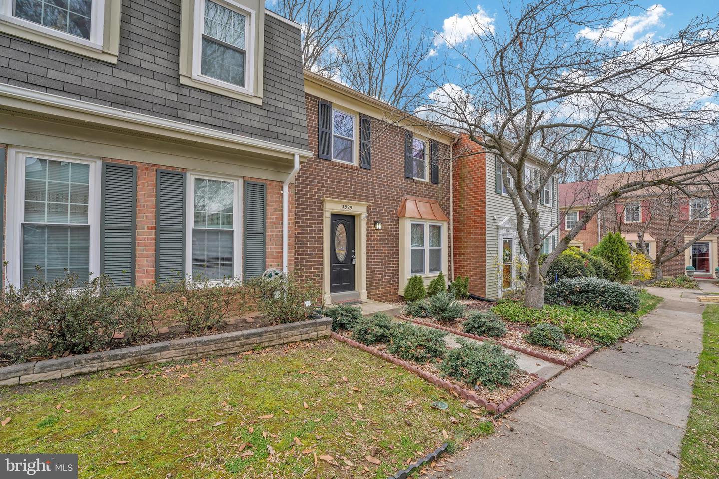 3929 WILCOXSON DRIVE