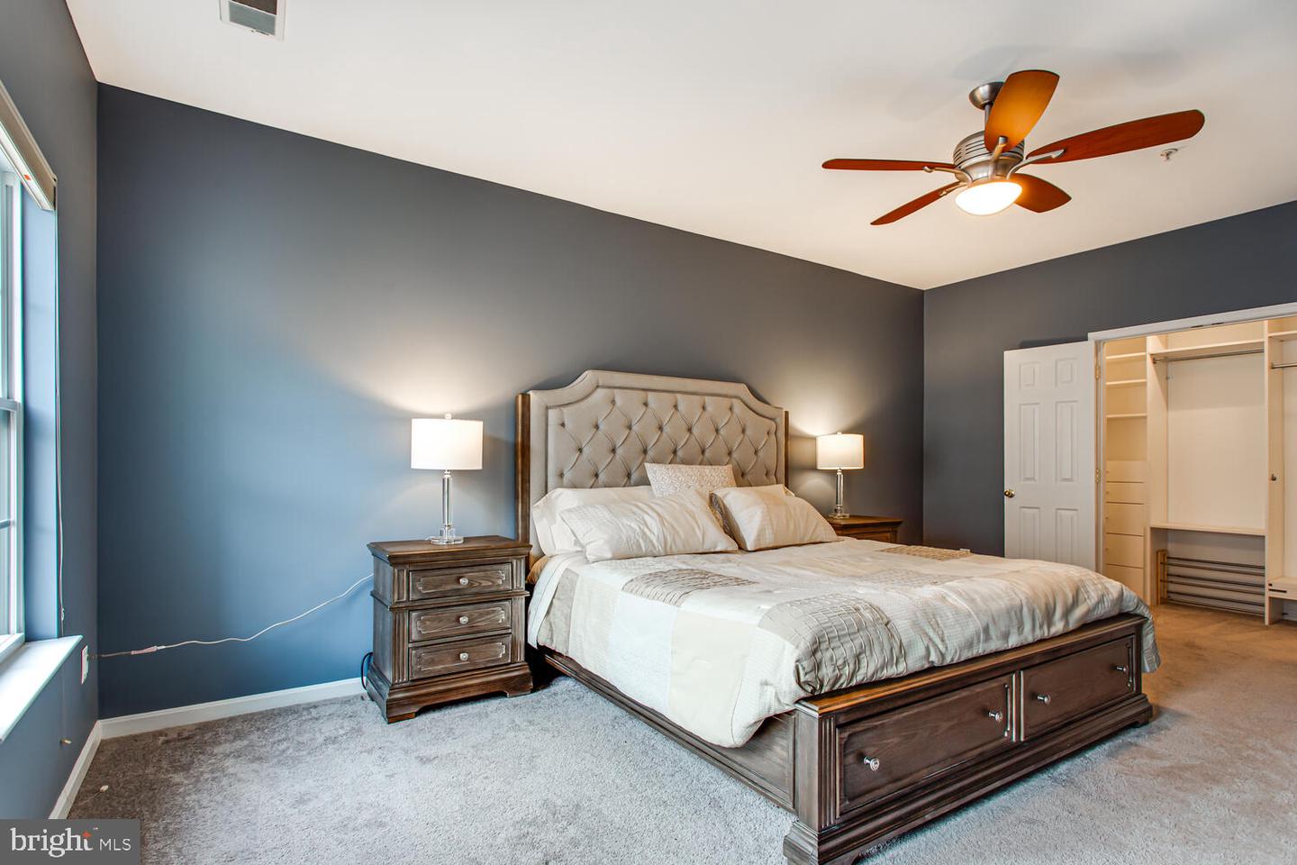 2665 MANHATTAN PLACE Unit: 305