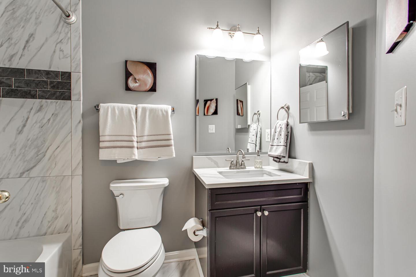 2665 MANHATTAN PLACE Unit: 305