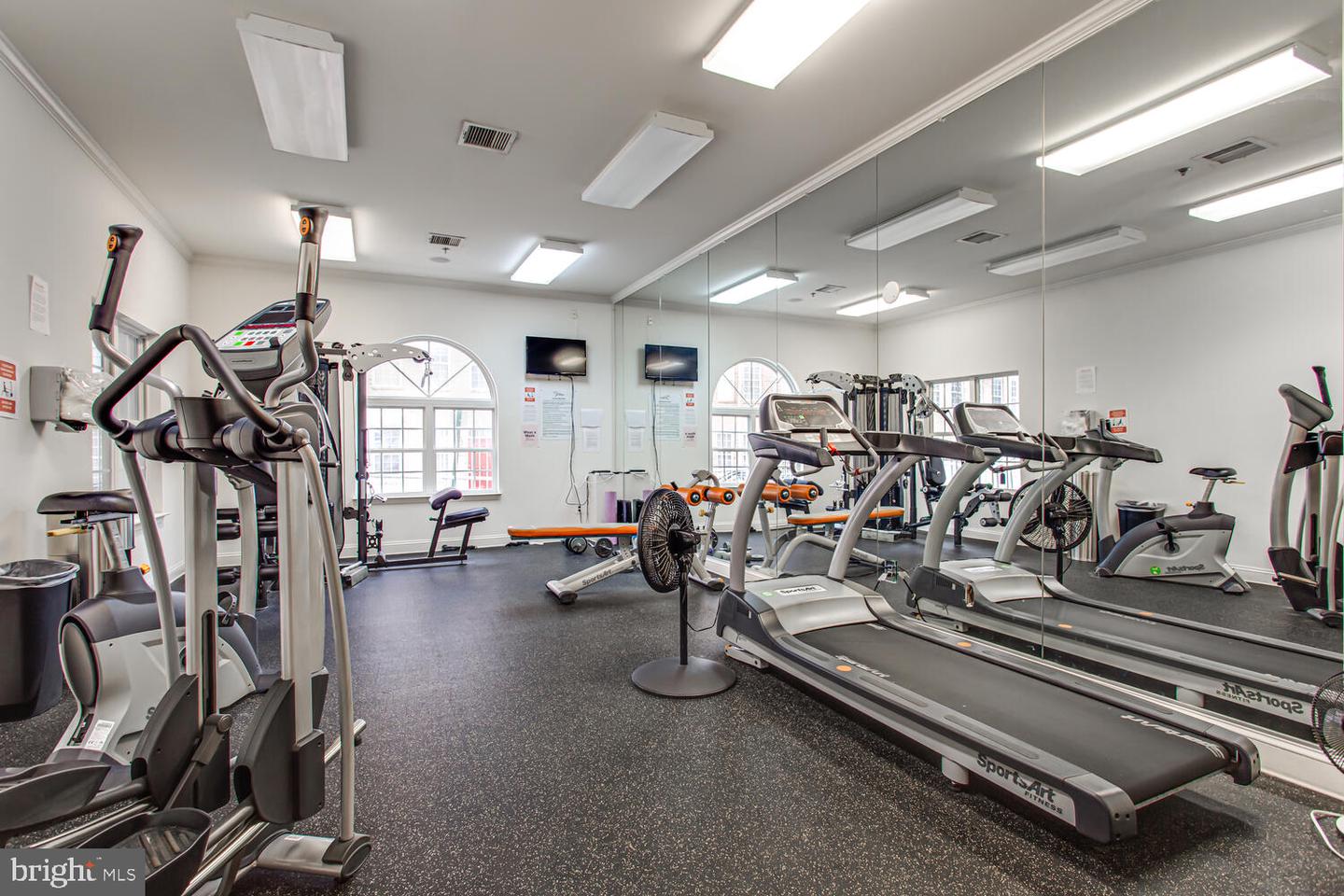 2665 MANHATTAN PLACE Unit: 305