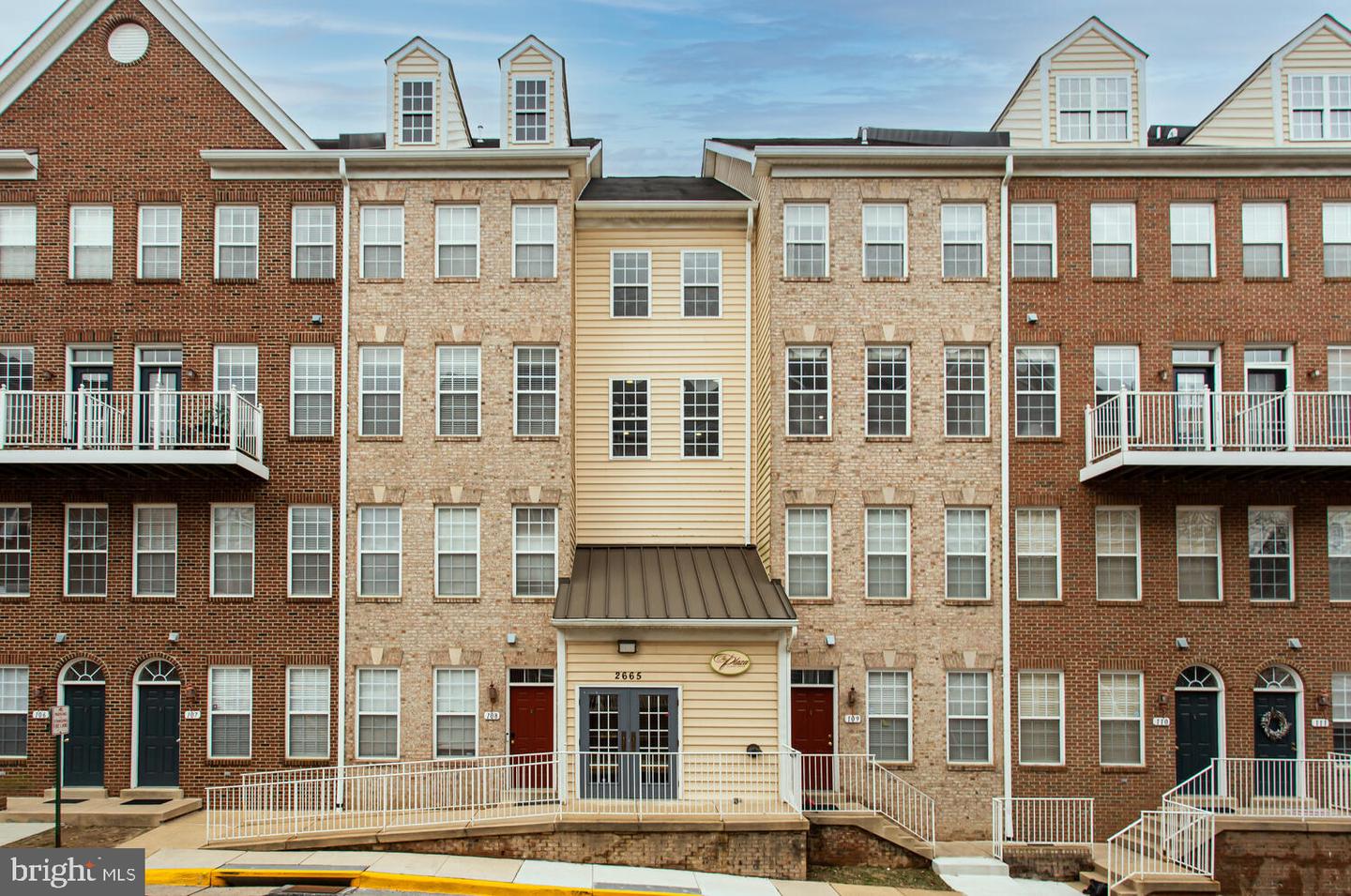 2665 MANHATTAN PLACE Unit: 305