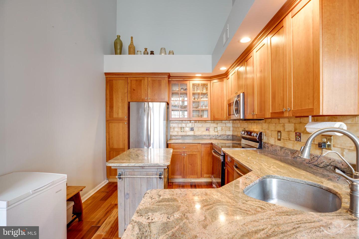 7035 HAYCOCK ROAD Unit: 104