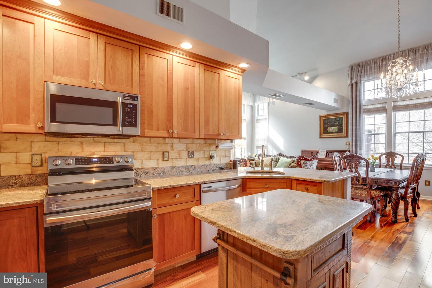 7035 HAYCOCK ROAD Unit: 104