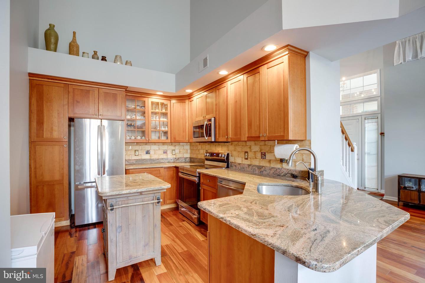 7035 HAYCOCK ROAD Unit: 104