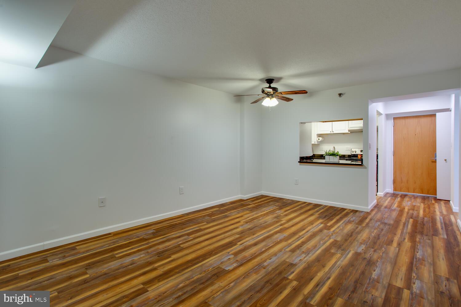 1808 Old Meadow Rd #303