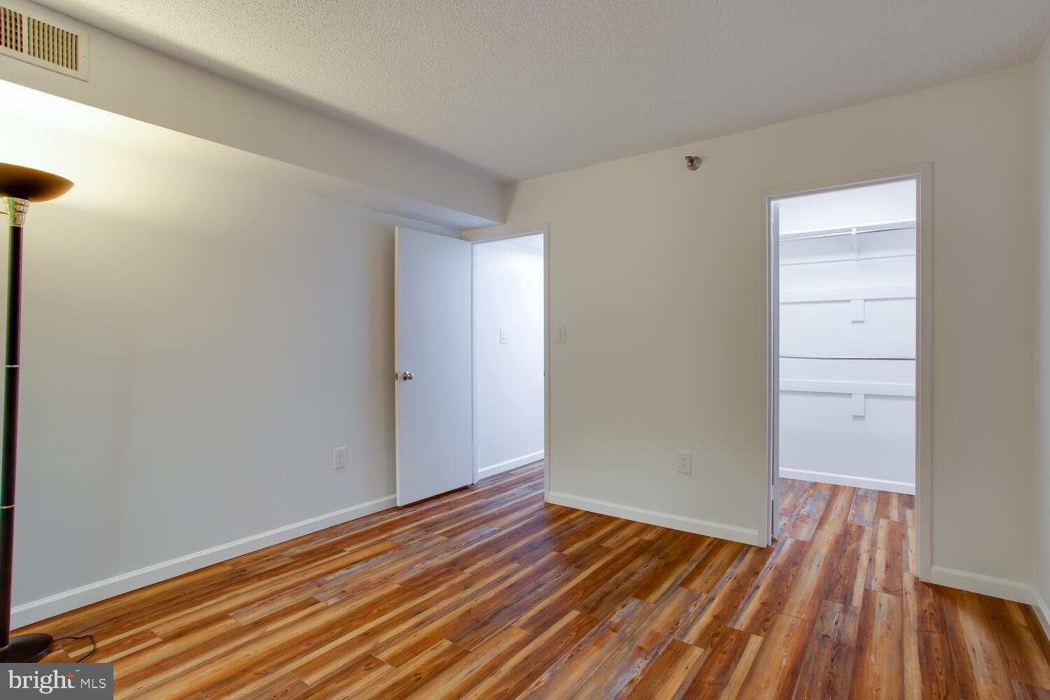 1808 Old Meadow Rd #303