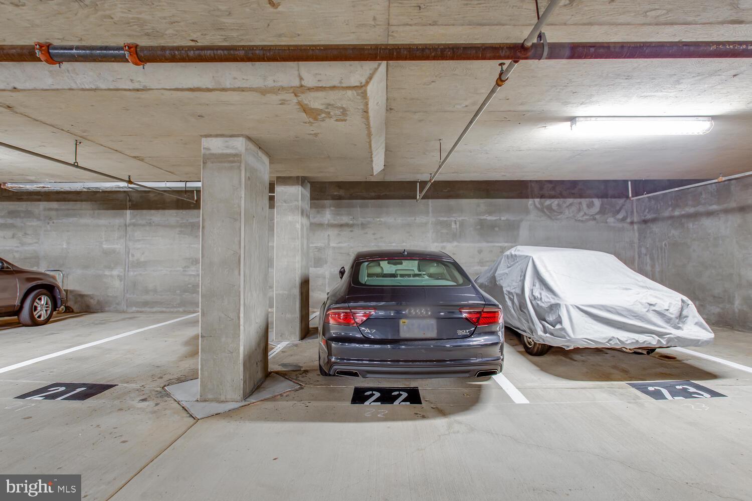 1808 OLD MEADOW ROAD 1009