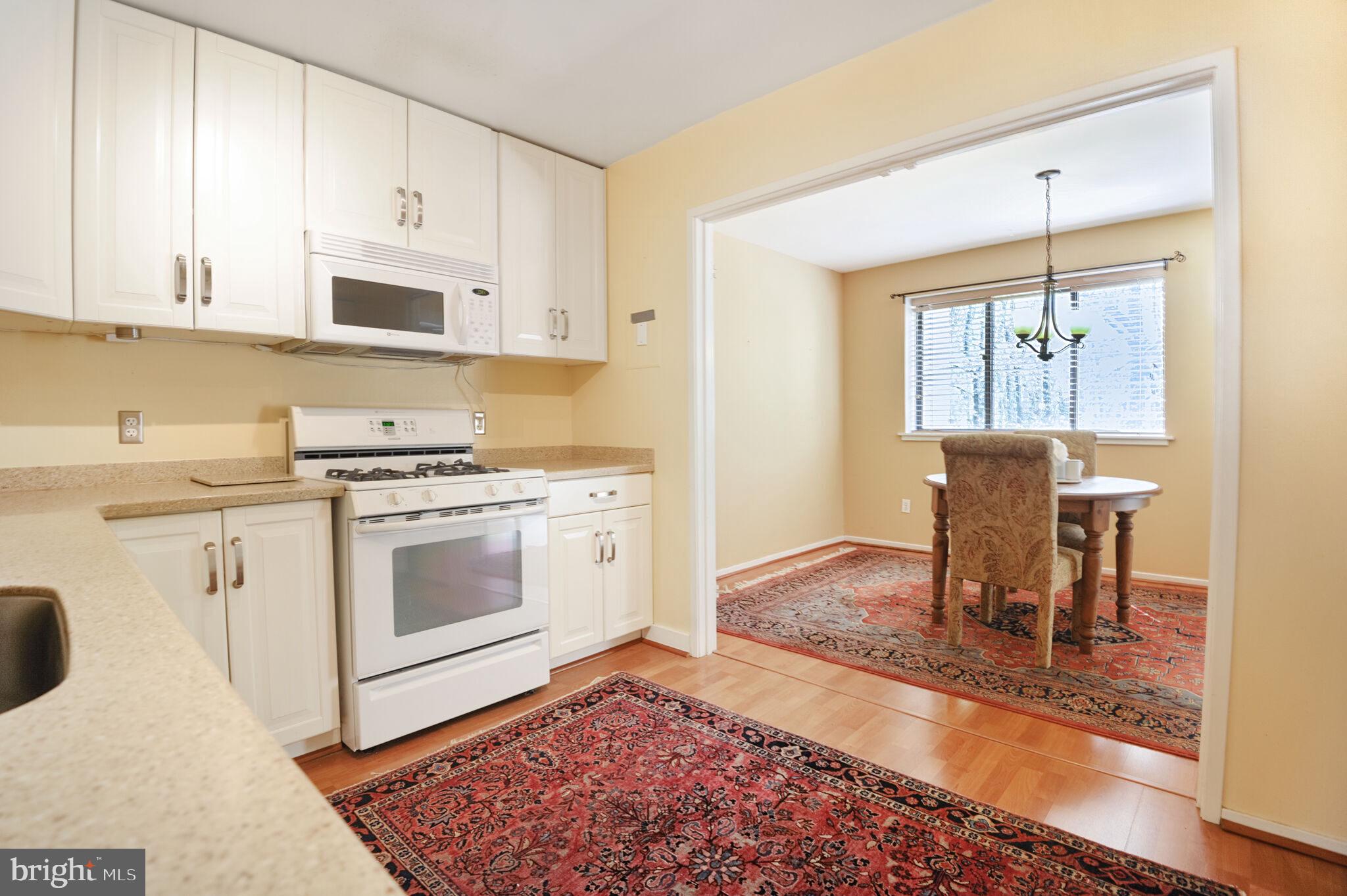 1675 PARKCREST CIRCLE 4E/300