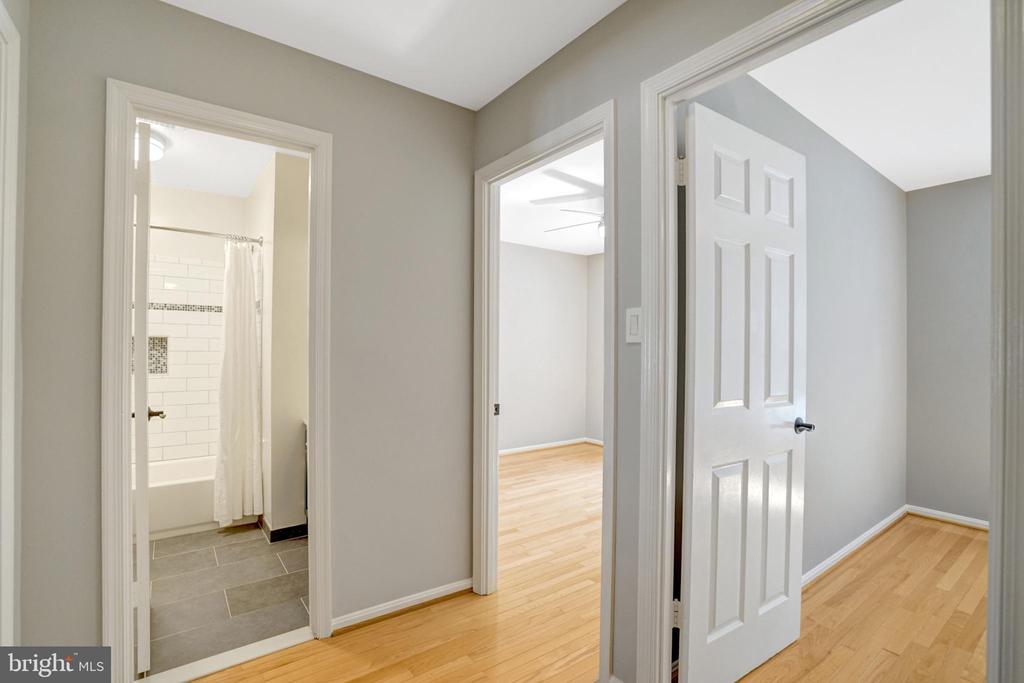 3688 YORKTOWN VILLAGE PASS