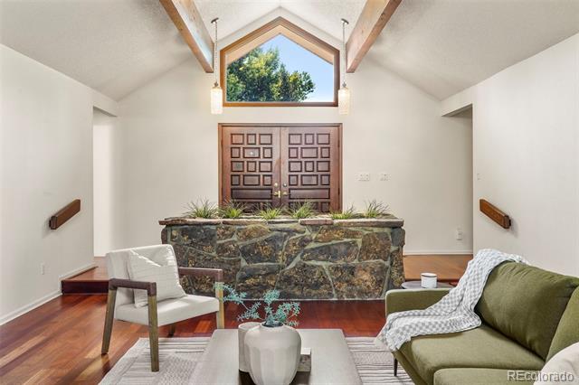 3 Columbine Lane