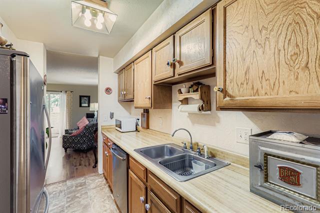 1060 S Parker Road Unit: 27