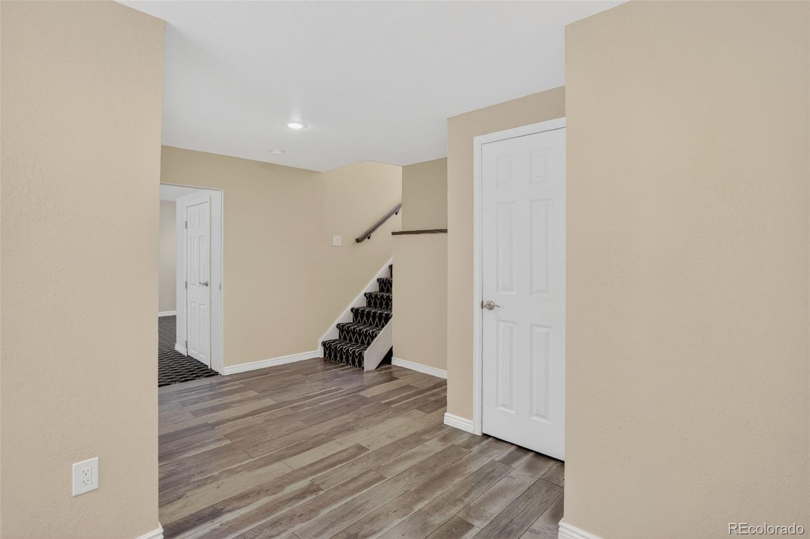 8237 S Ogden Circle