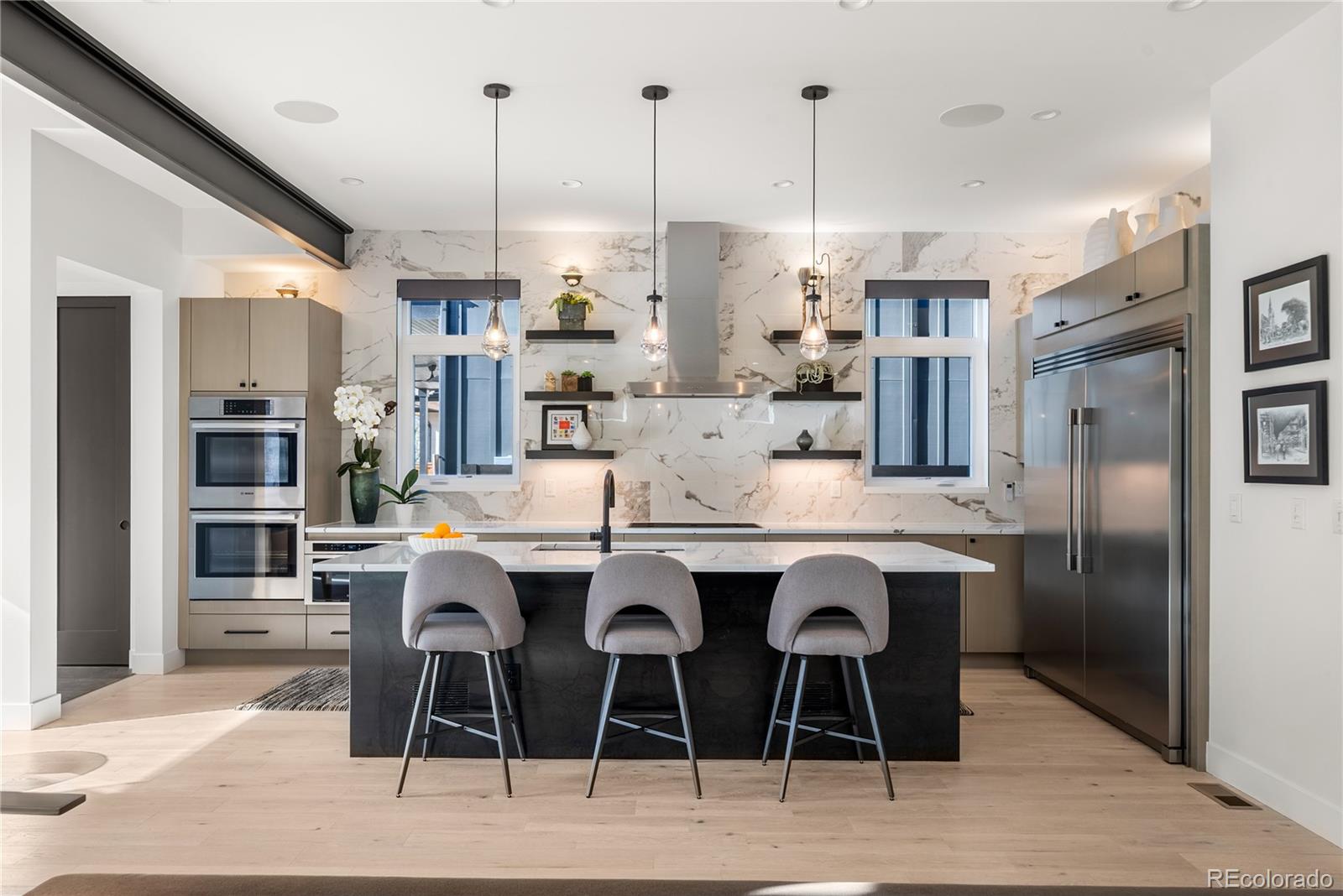 1983 S Saint Paul Street