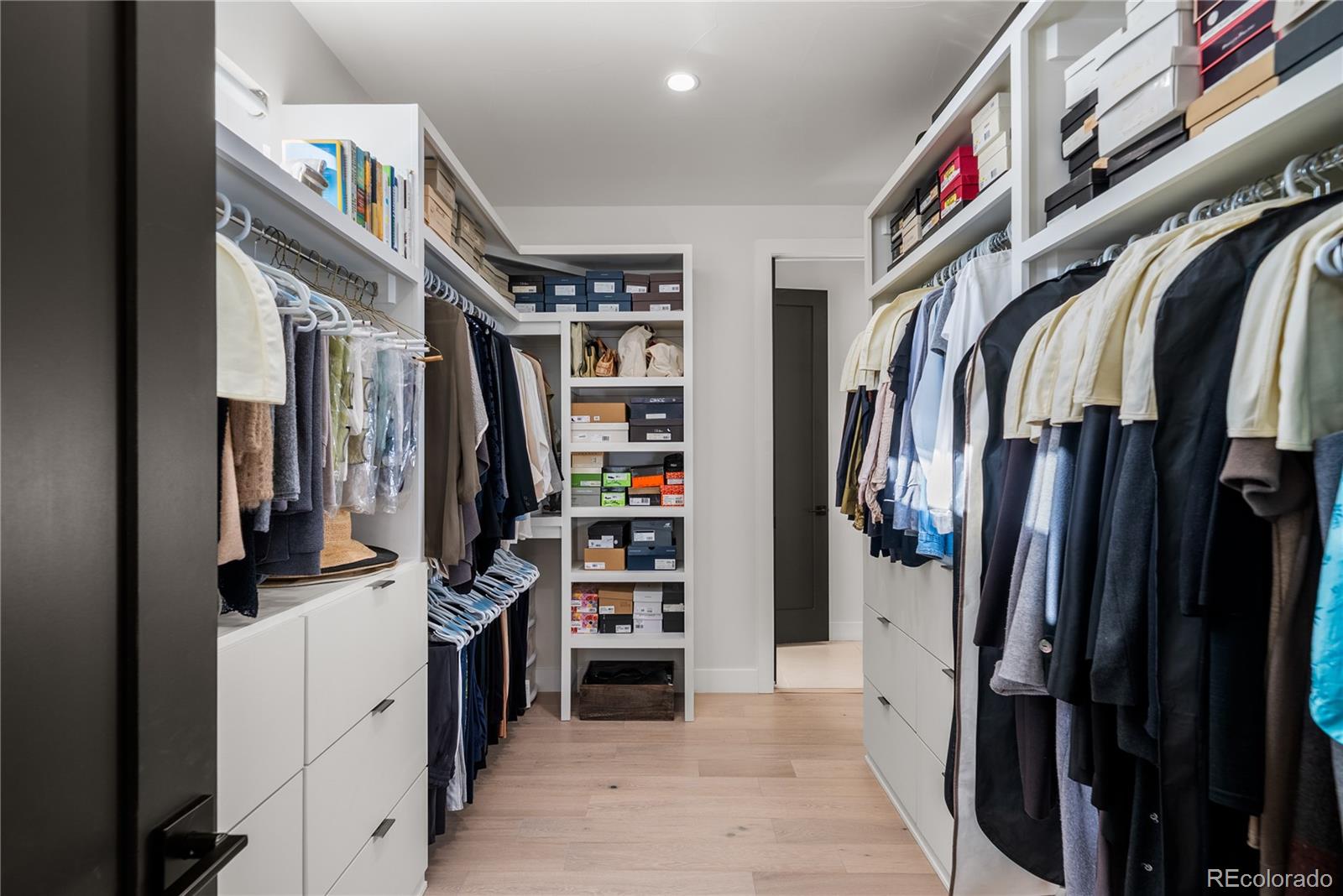 1983 S Saint Paul Street