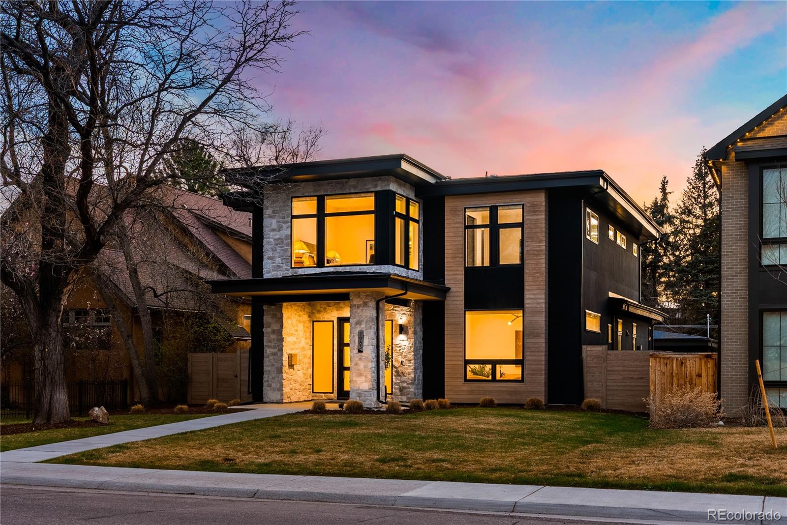 1983 S Saint Paul Street