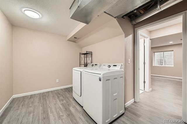 16373 E 17th Place Unit: B