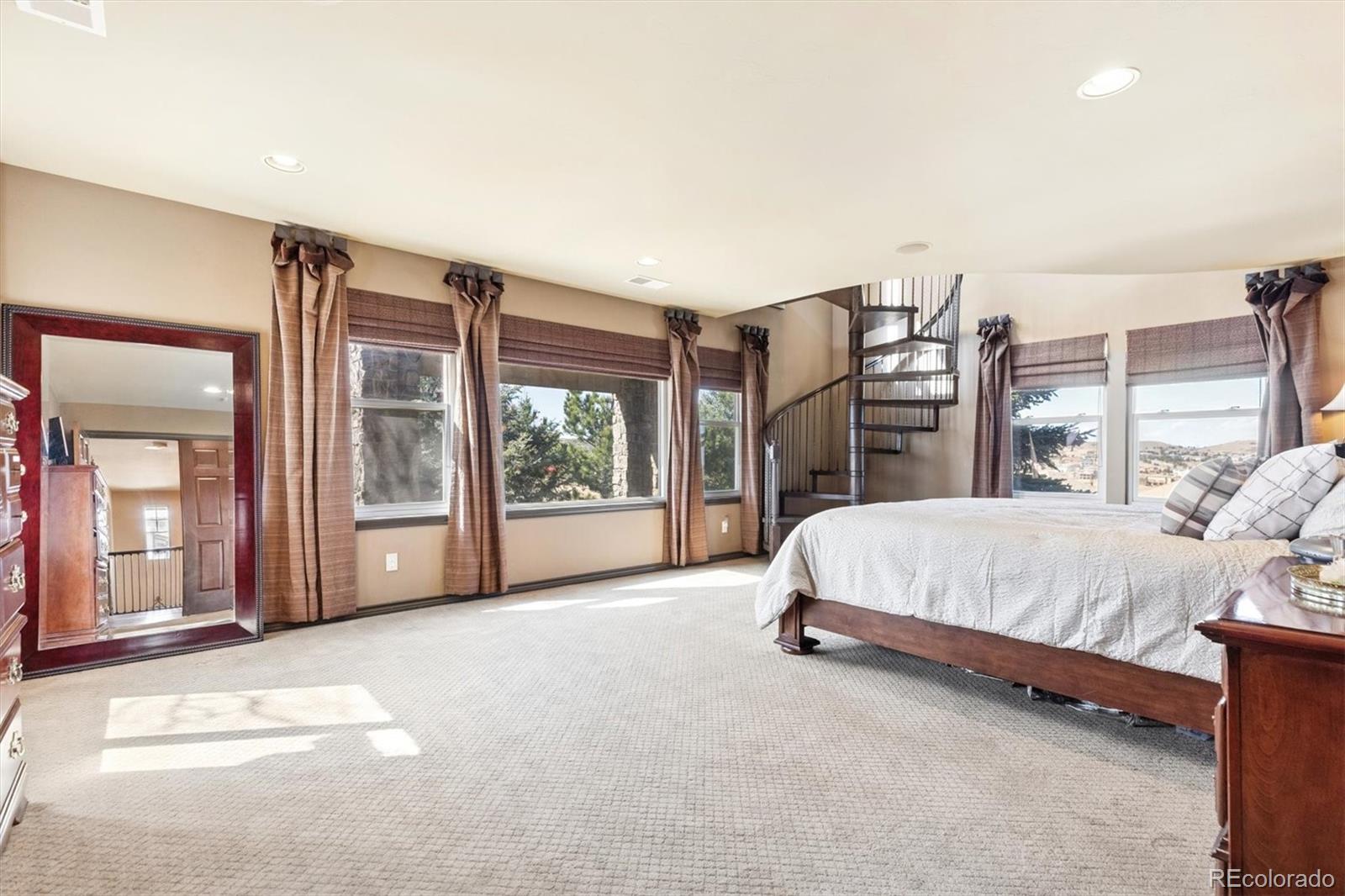 5165 Rialto Drive