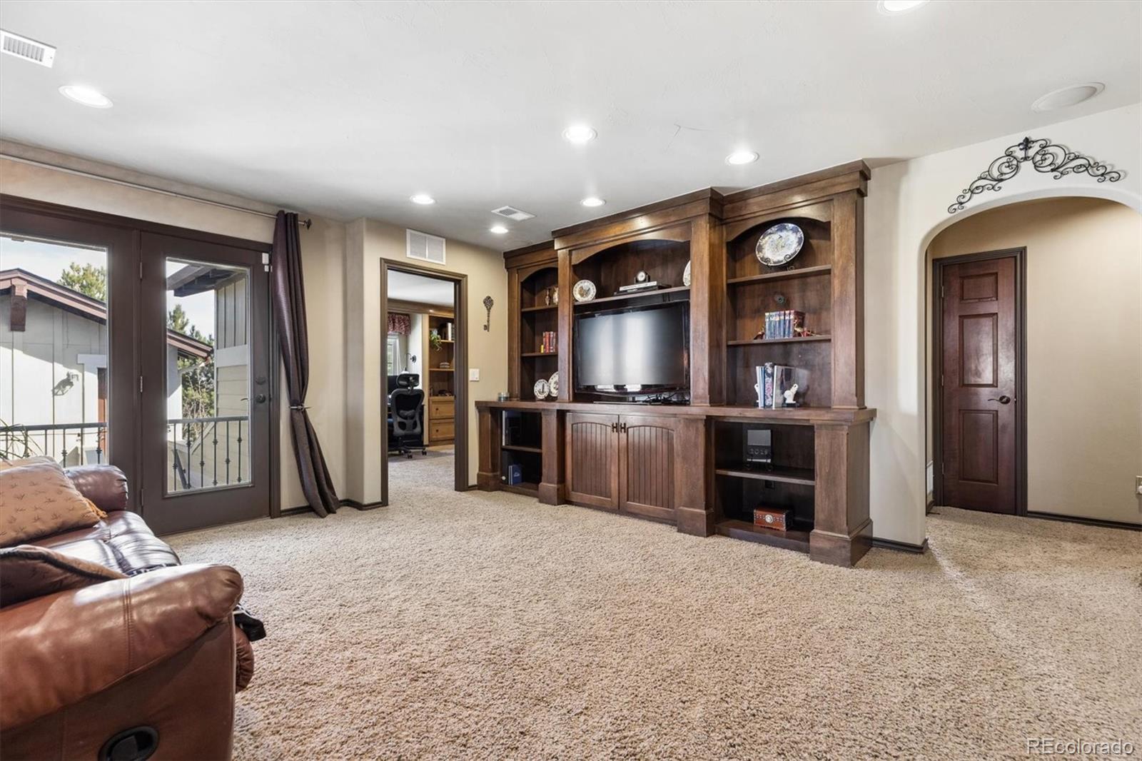5165 Rialto Drive