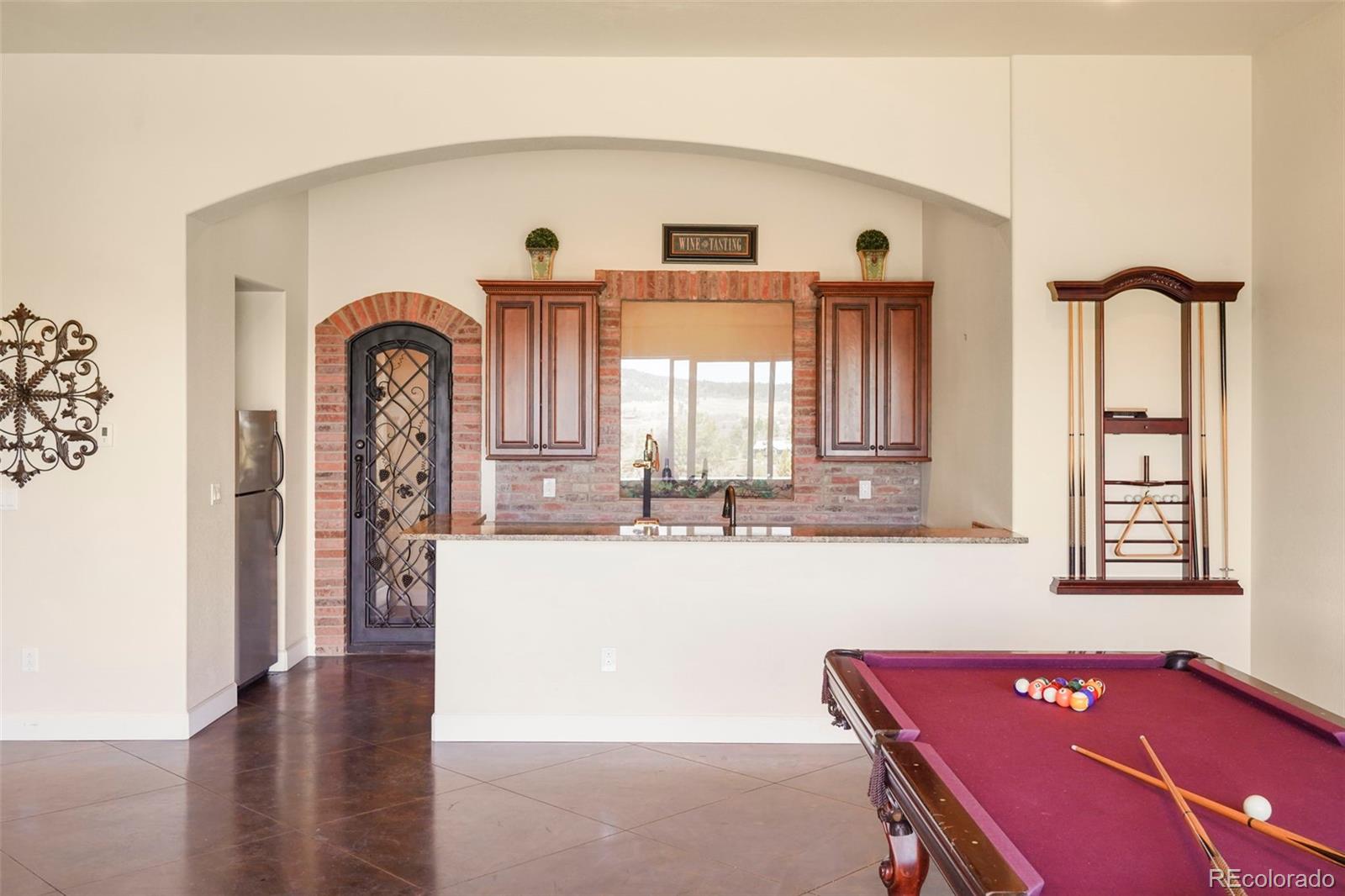 2869 Valley Park Drive