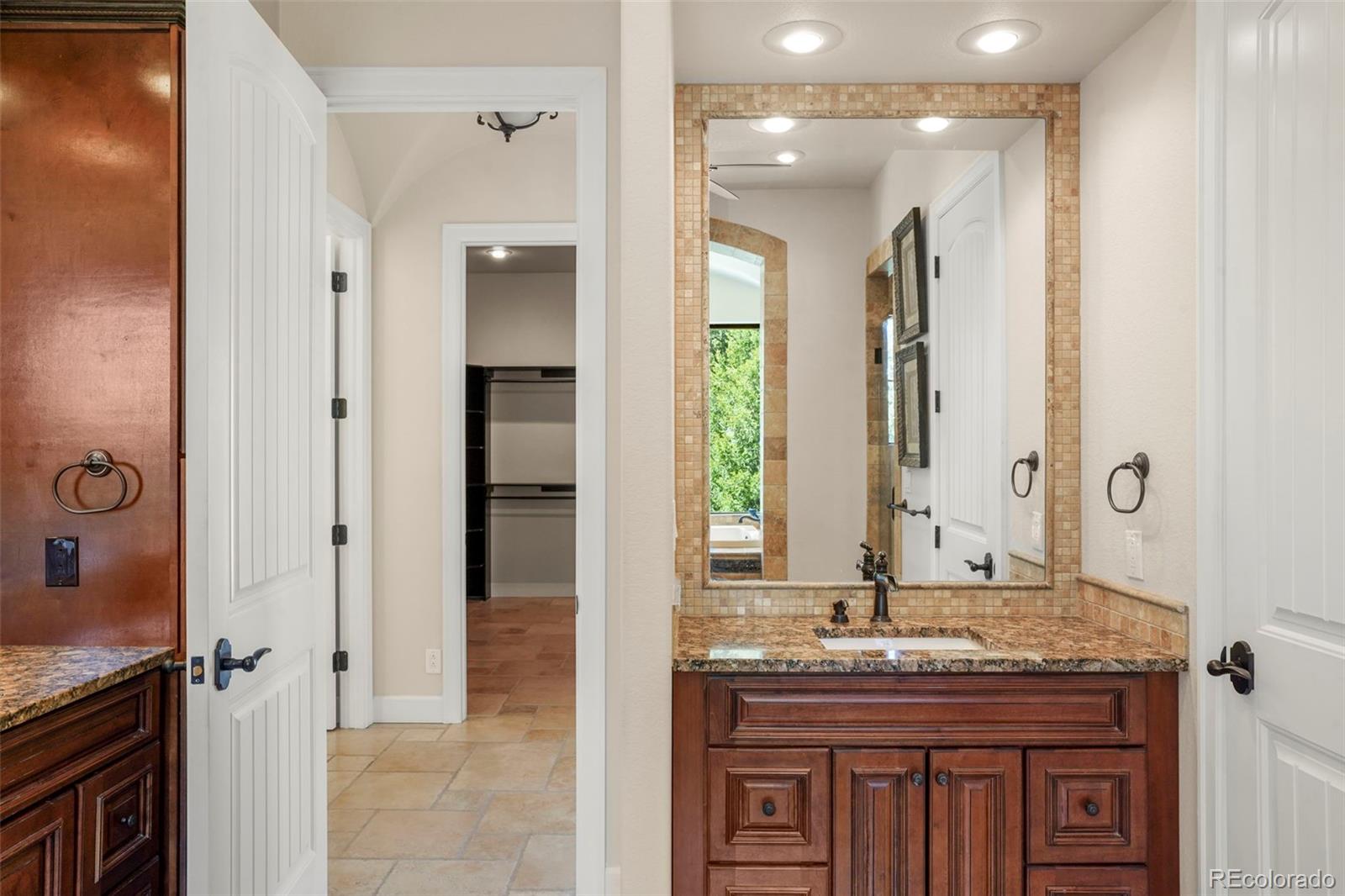 2869 Valley Park Drive