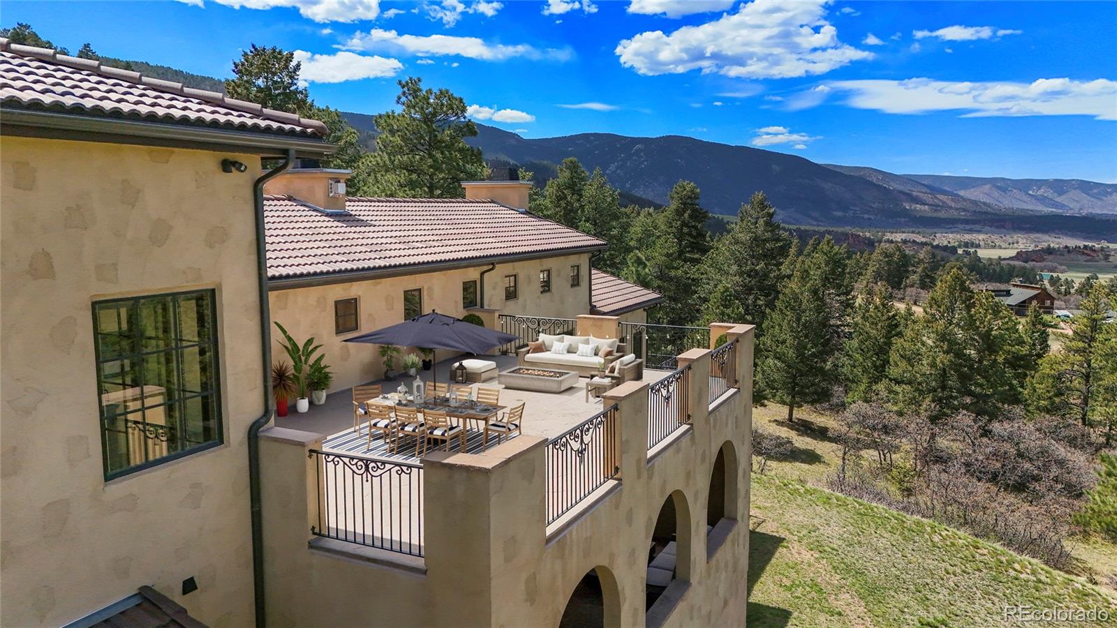2869 Valley Park Drive