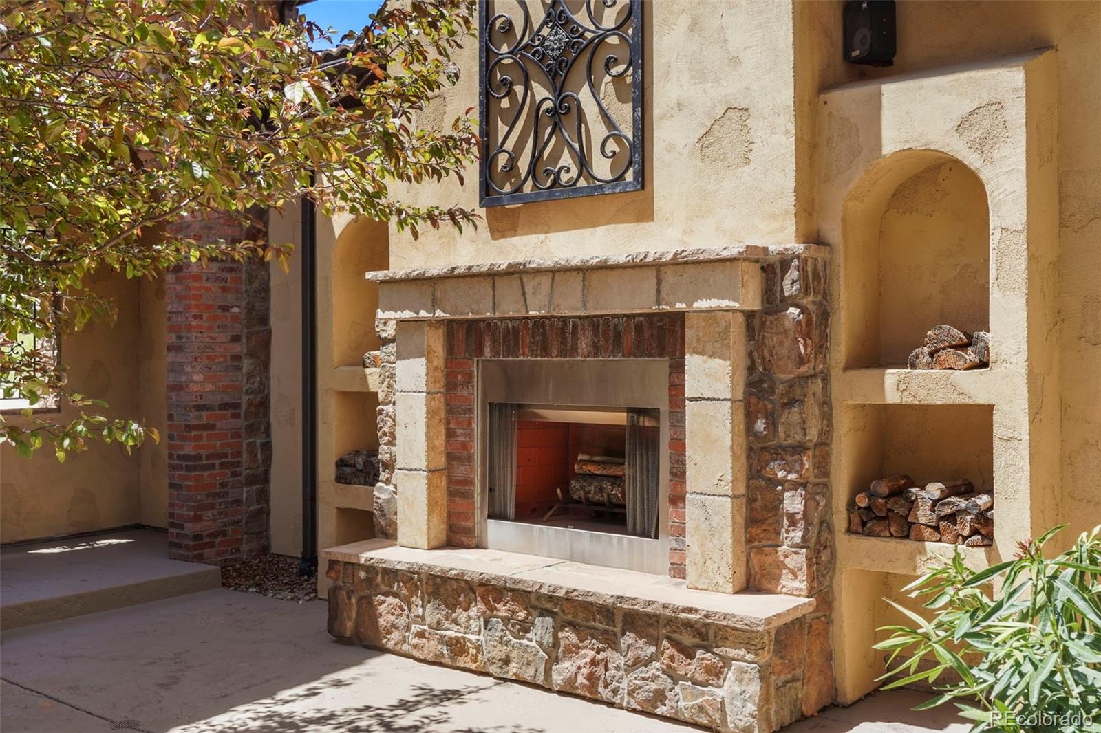 2869 Valley Park Drive