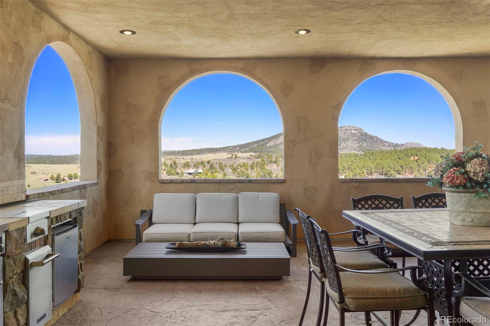 2869 Valley Park Drive
