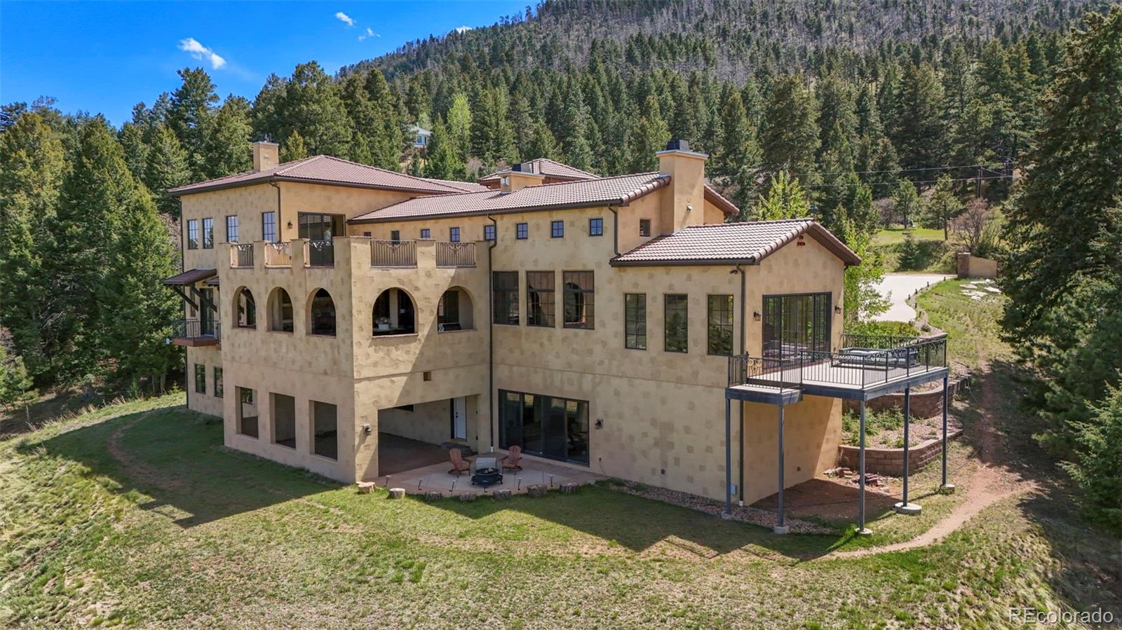 2869 Valley Park Drive
