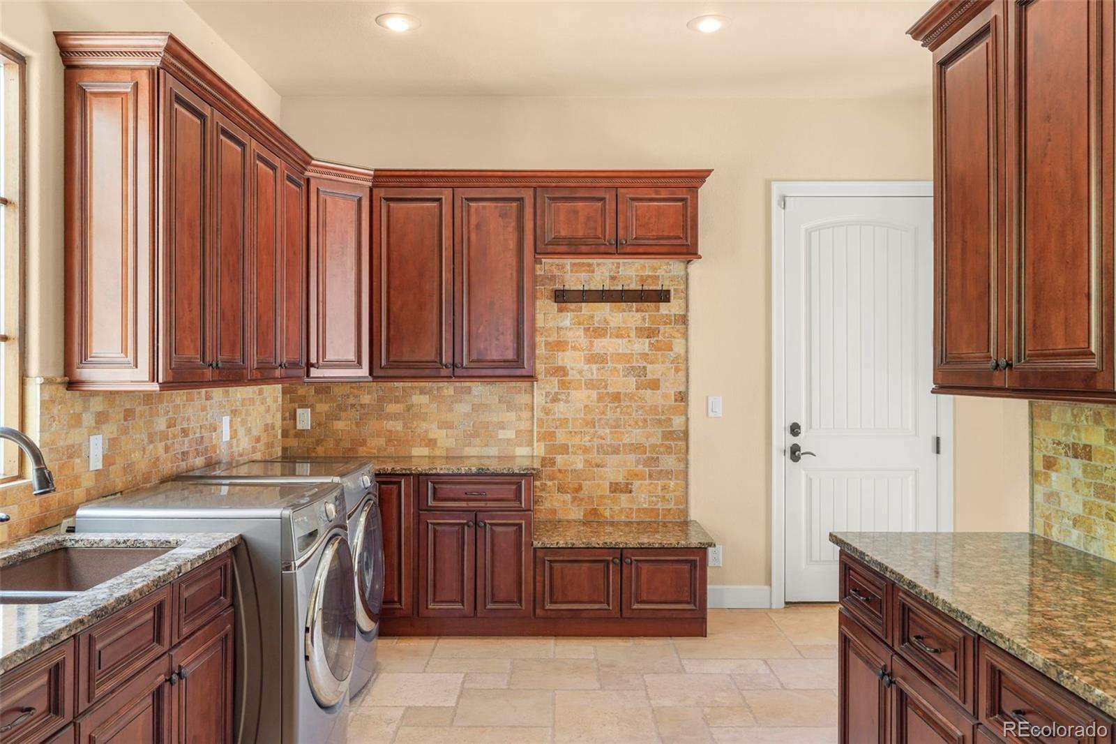 2869 Valley Park Drive