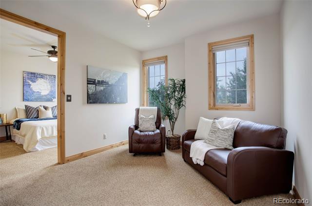 4822 Bandera Place