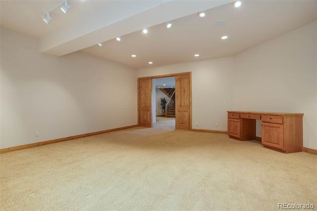 4822 Bandera Place