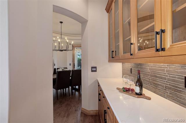 4822 Bandera Place