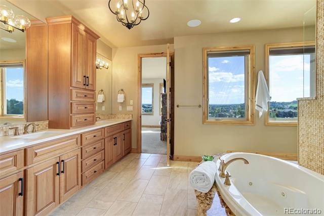 4822 Bandera Place