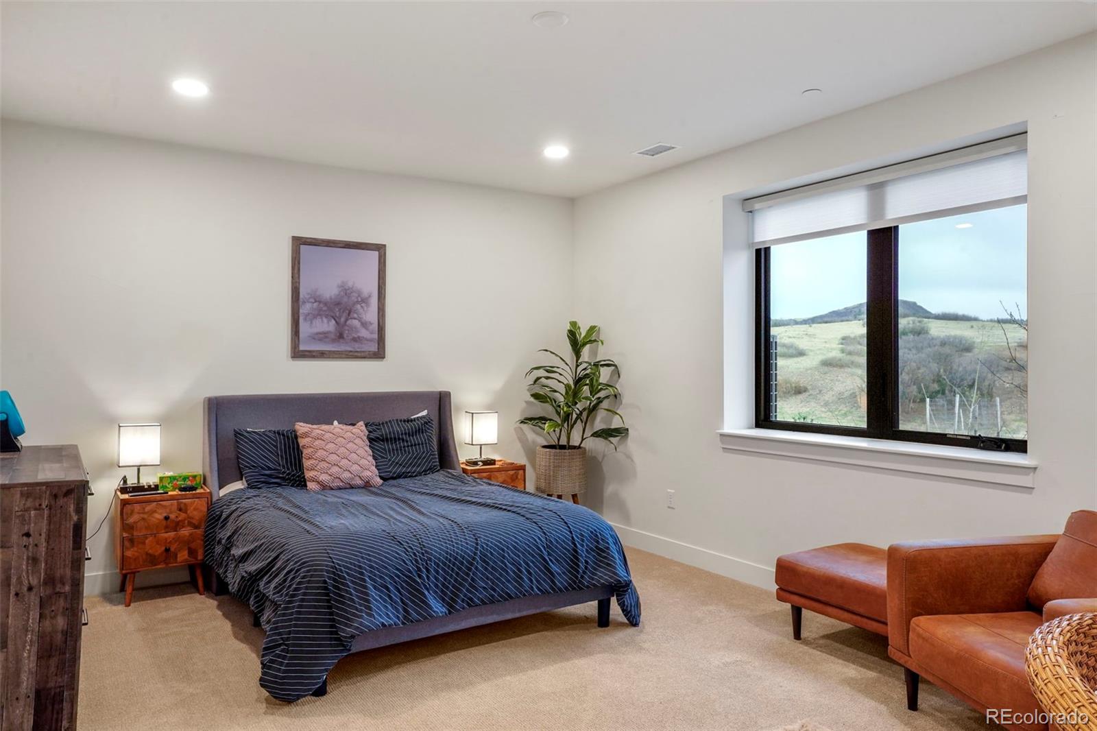 1544 King Mick Court