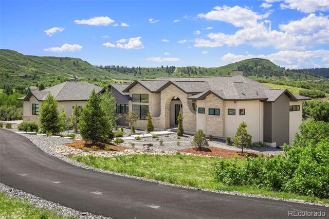 1544 King Mick Court