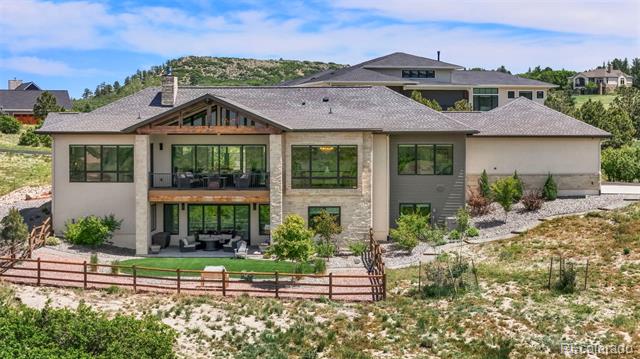 1544 King Mick Court
