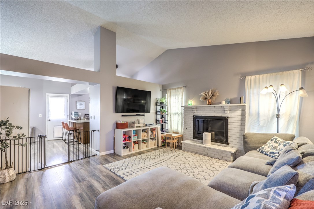 914 Clipper Drive