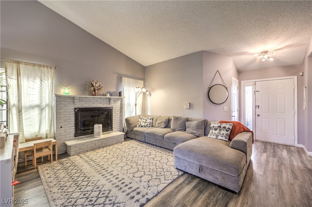 914 Clipper Drive