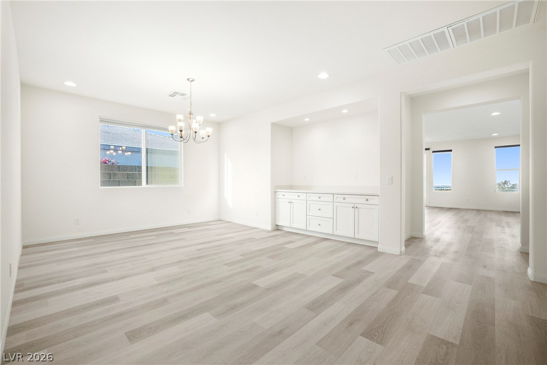 4732 Amazing View Street