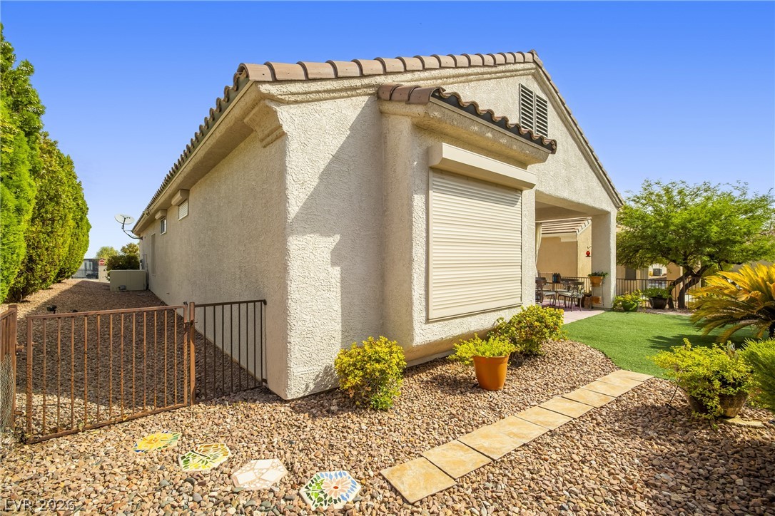 2515 Romanza Road