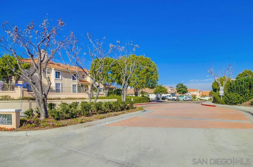 2520 La Costa Ave