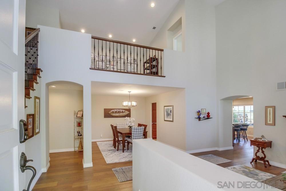 2520 La Costa Ave