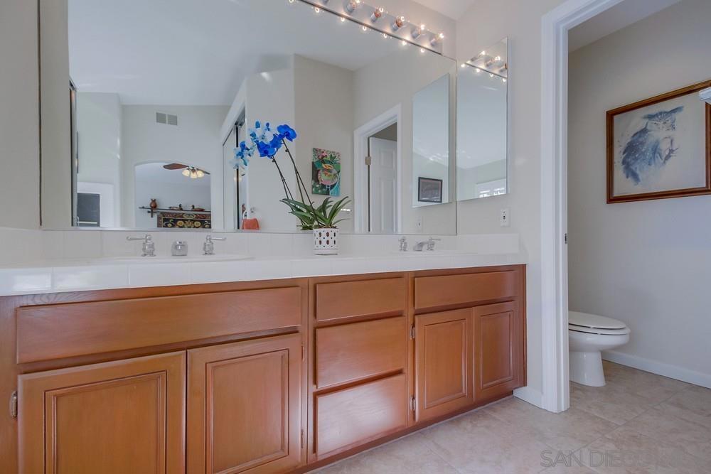 2520 La Costa Ave