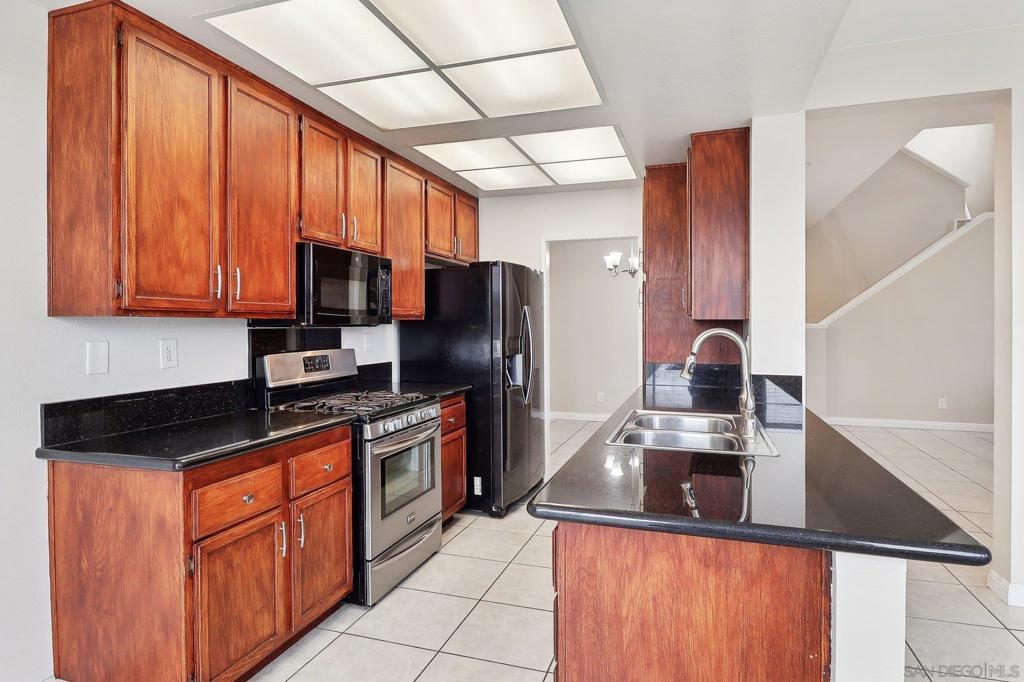 1370 Callejon Palacios 59