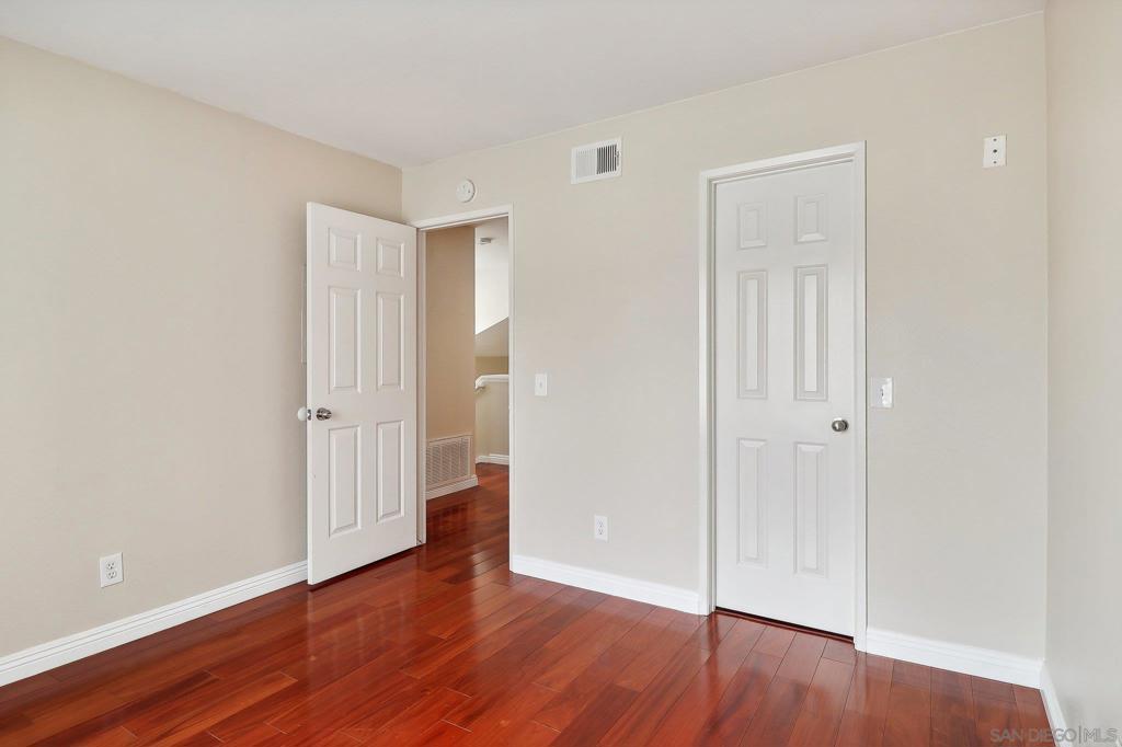 1370 Callejon Palacios 59